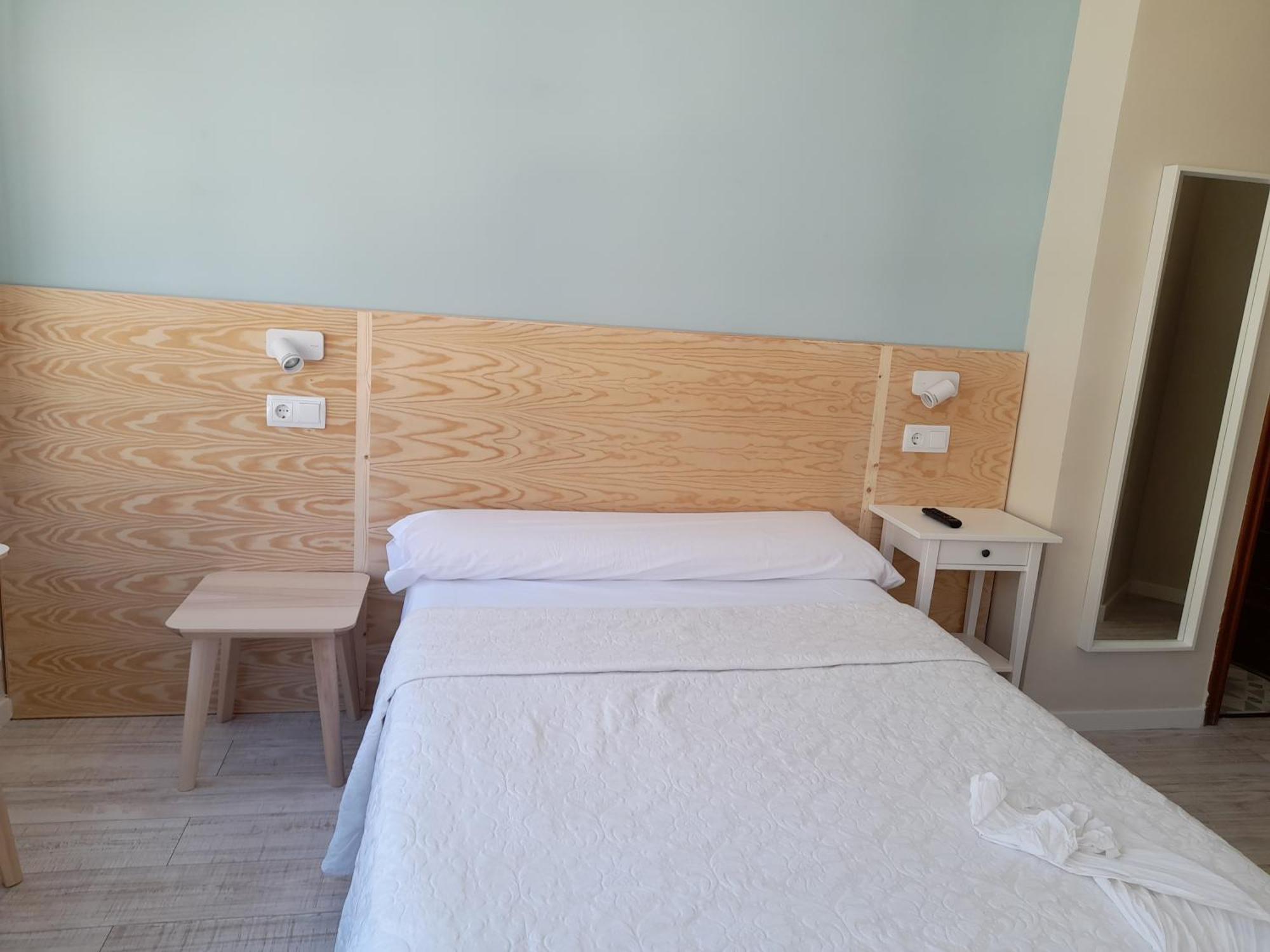 Hostal Quiper Quiroga Kültér fotó